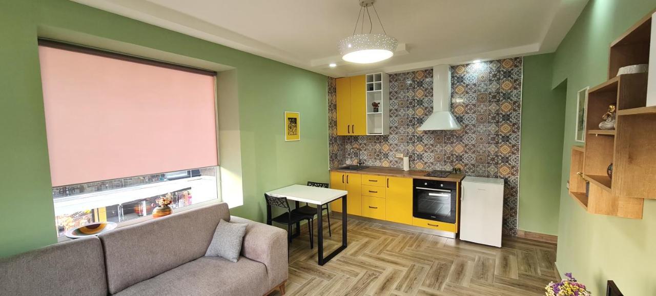Apartamento 2V1 - Sheshi Willson Tirana Exterior foto
